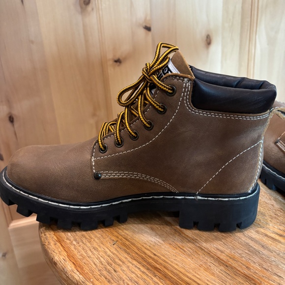 Roots Tuff Leather Boots Tan/Brown 7.5 - Picture 8 of 13